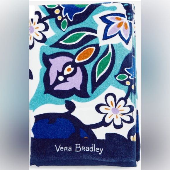 Vera Bradley Beach Towel in Lisbon Medallion Print - Picture 1 of 4